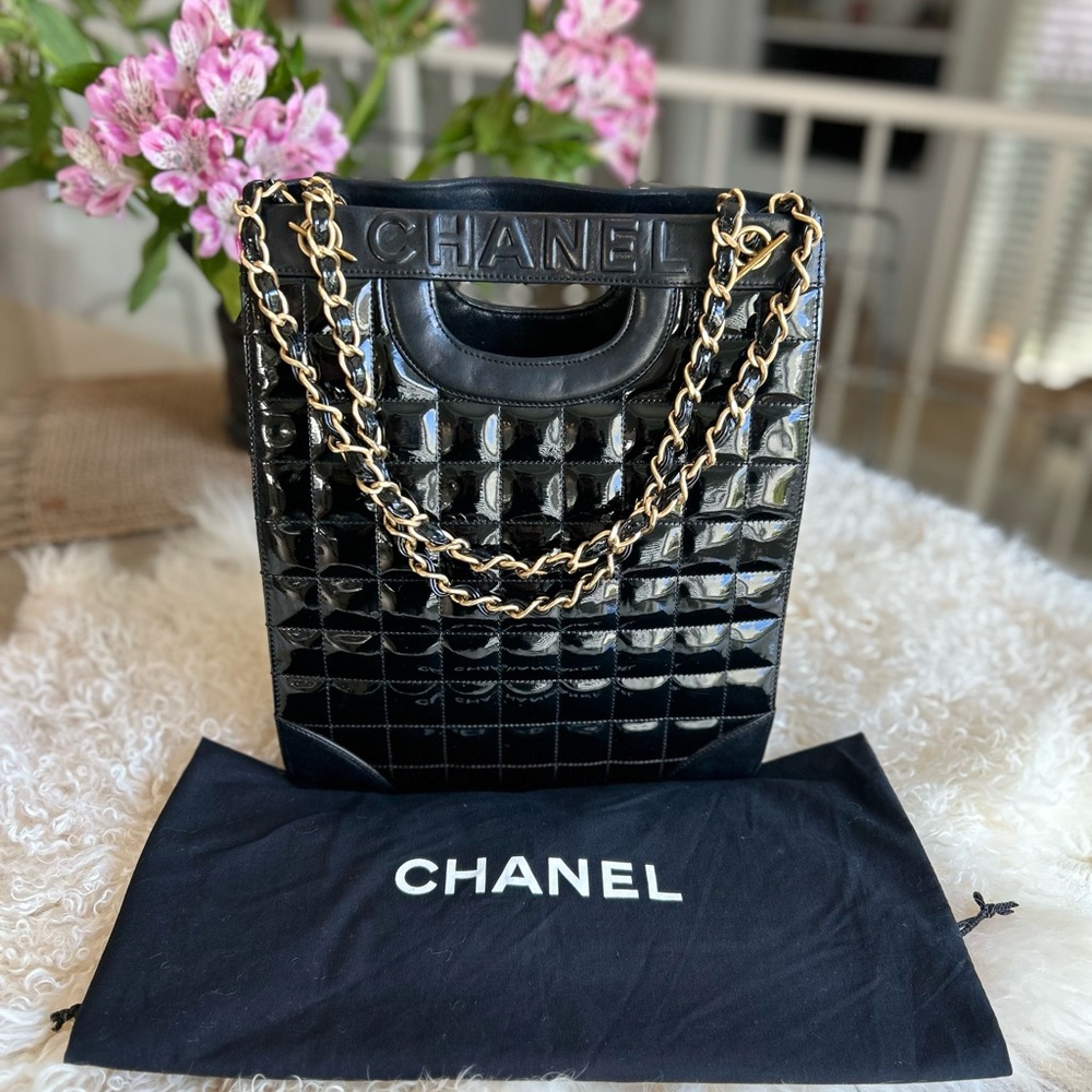 Classic Vintage CHANNEL CC MATELASSE CHAIN SHOULD 31 shopping bag leather BK